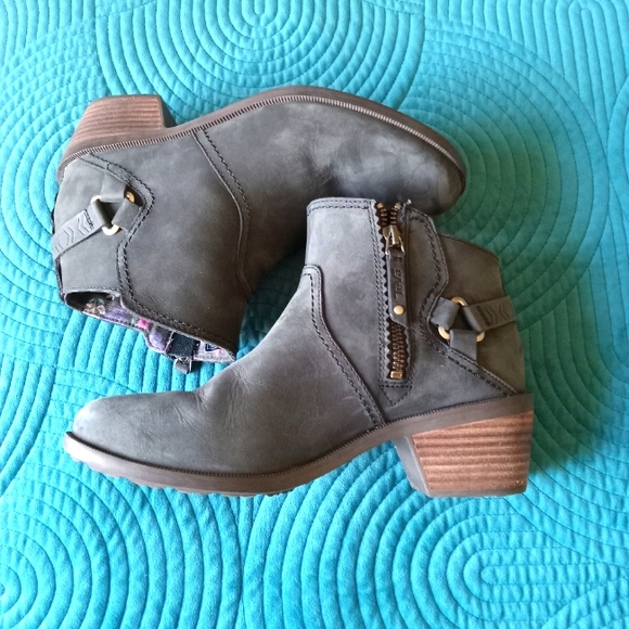 Teva Shoes - Teva | Foxy Gray Suede Nubuck Ankle Boot Booties Size 8